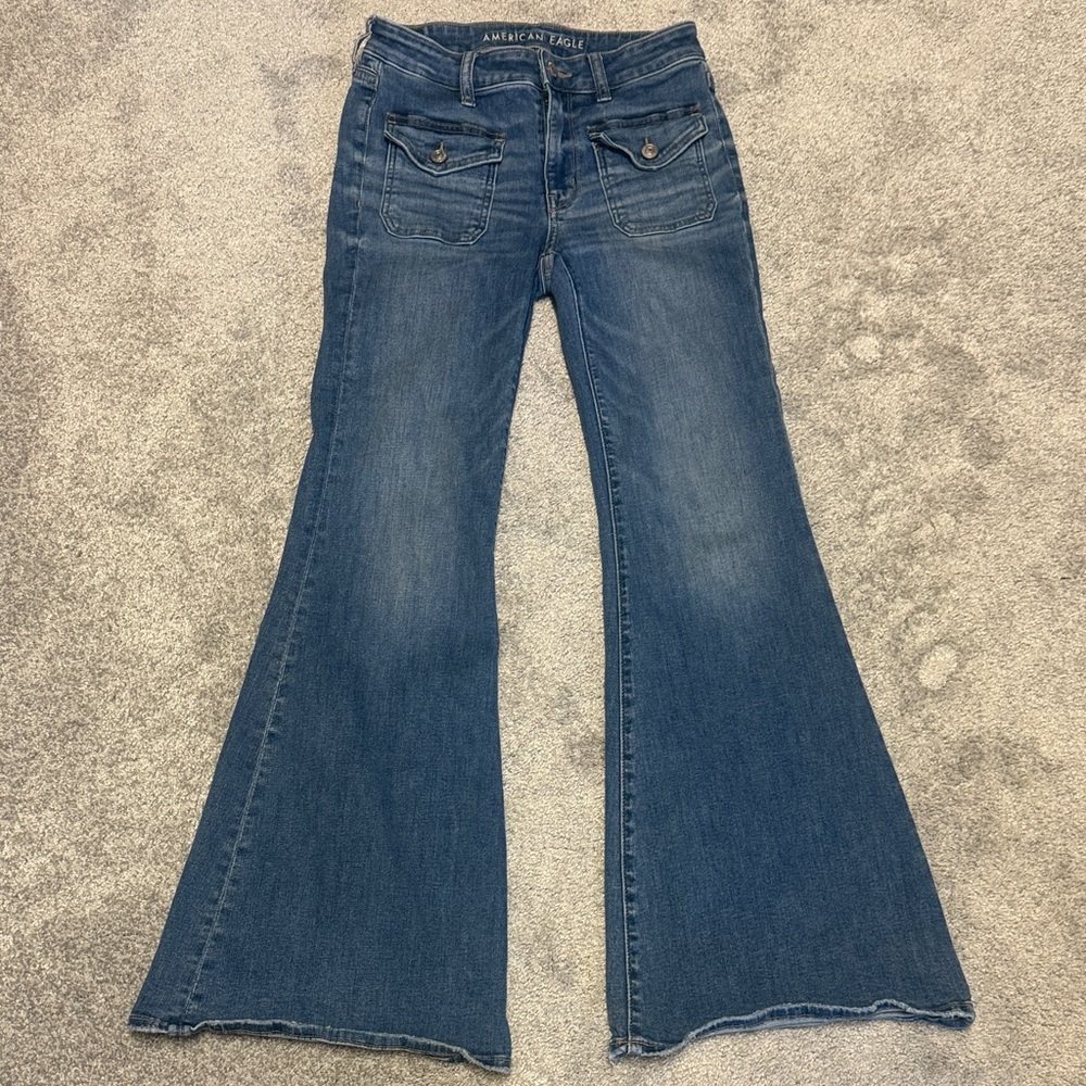 American Eagle festival flare jean